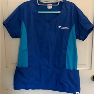 Fresenius scrub top blue medium